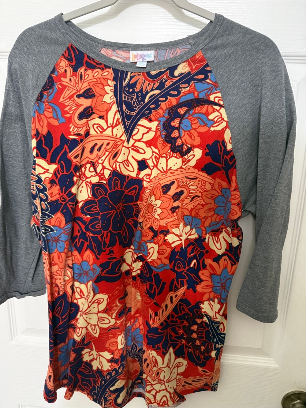 LuLaRoe Gray Sleeve Floral Raglan Top - Red Navy Blue Cream